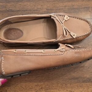 Women's Clark's Tan Loafers 8.5